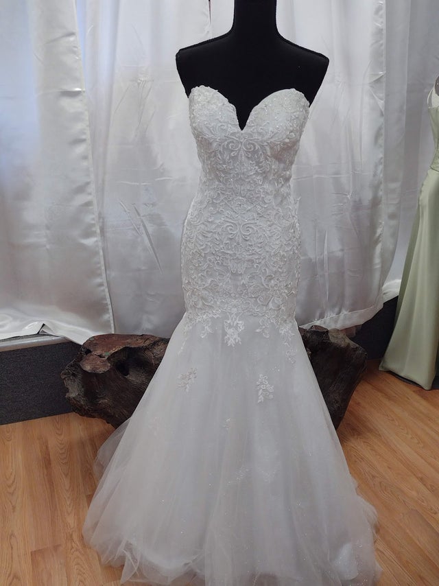 Home | Joanna's Fashion & Bridal Home | Joanna's Fashion & Bridal